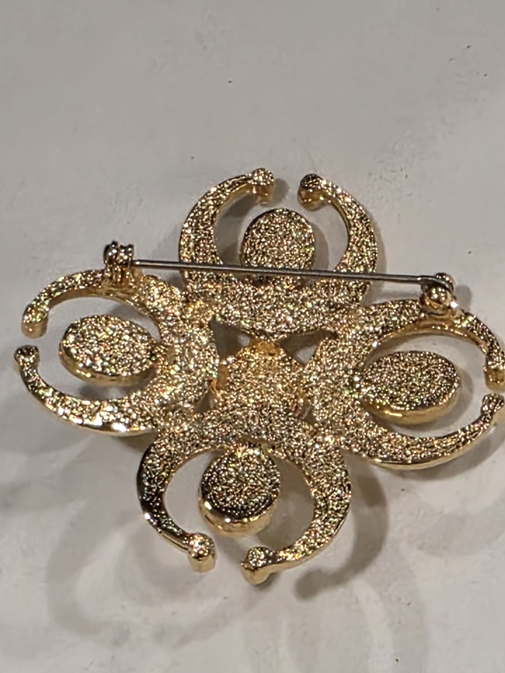 Vintage Gold-Tone Maltese Cross Brooch with Faux Pearl Accents - Picture 4 of 5